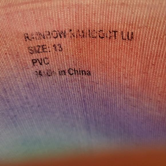 Olive & Eddie Rainbow Rain Boots 🌈 size 13 - Picture 5 of 12
